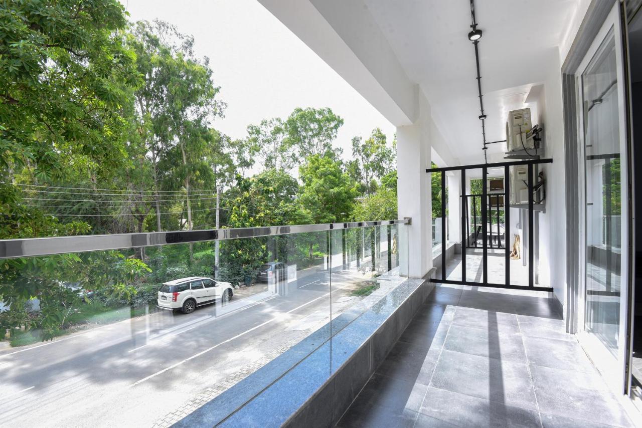 Bedchambers Serviced Apartments, Mg Road 구르가온 외부 사진