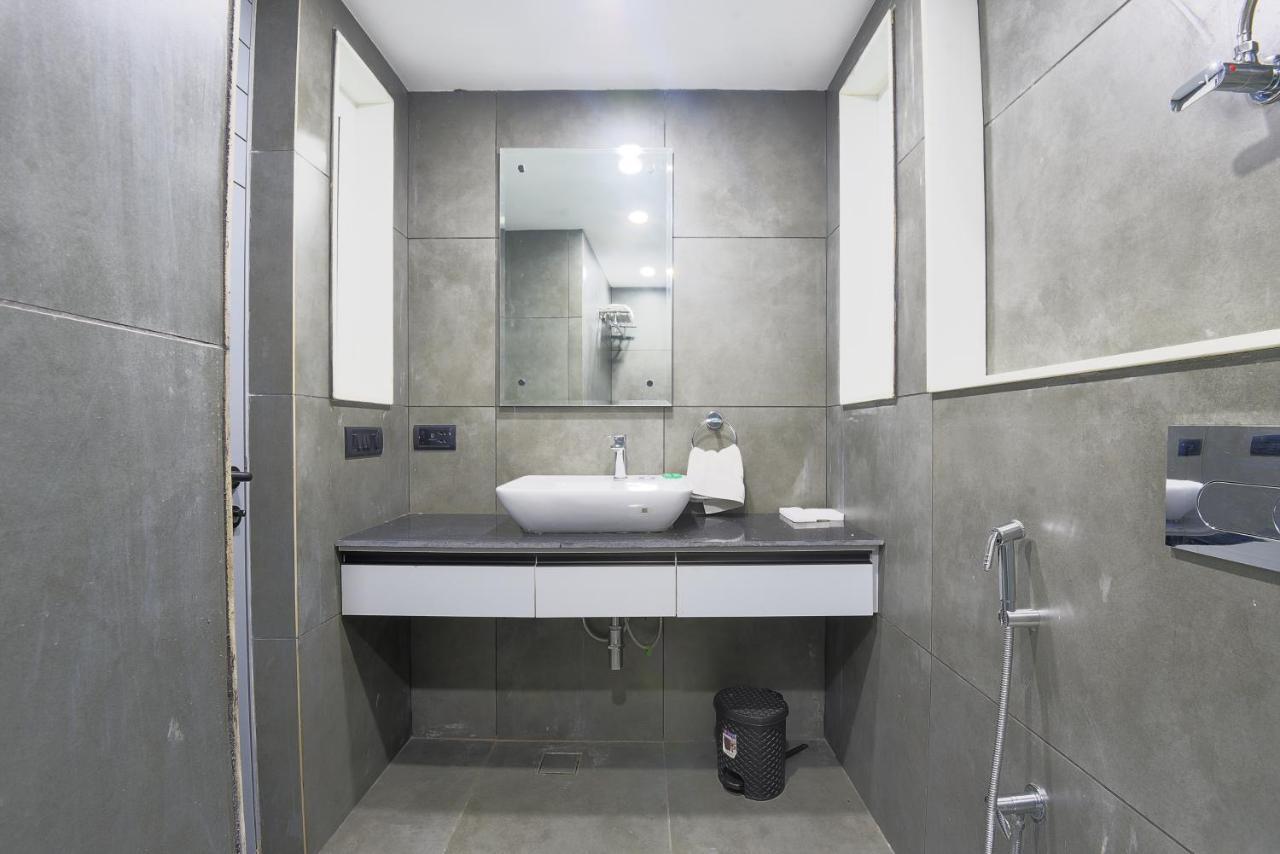 Bedchambers Serviced Apartments, Mg Road 구르가온 외부 사진