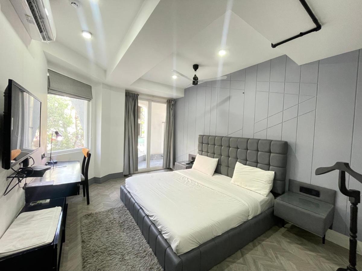 Bedchambers Serviced Apartments, Mg Road 구르가온 외부 사진