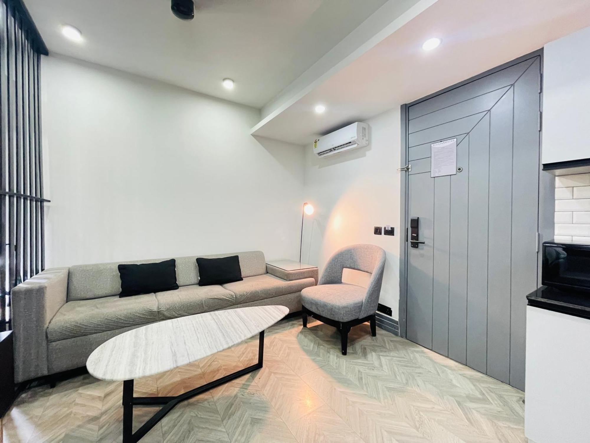 Bedchambers Serviced Apartments, Mg Road 구르가온 외부 사진